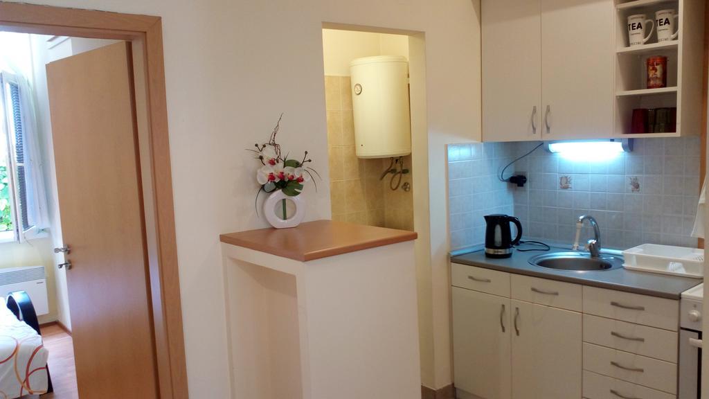 Belgrade Apartment Happy Garden Buitenkant foto
